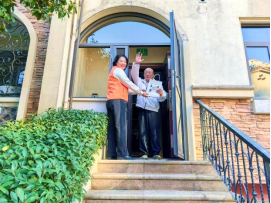 重陽敬老情意濃，上海金地物業這份暖心祝福